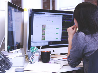 深色模式护眼的云呼电话